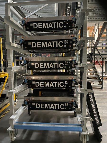 320 Stück Dematic Multishuttle DMS 2 31,5 kg